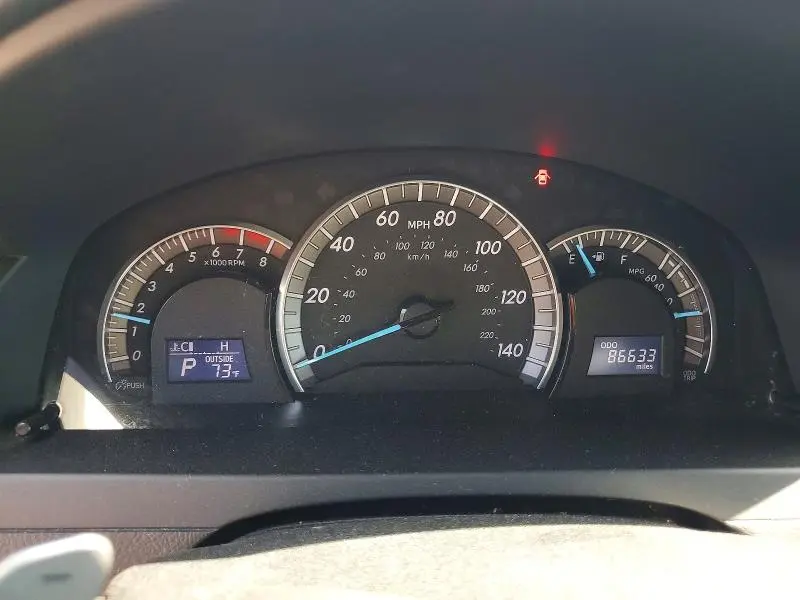 2012 TOYOTA CAMRY SE  