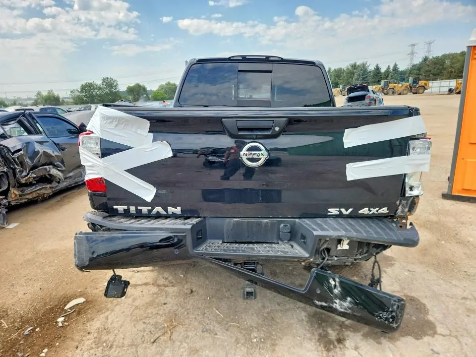 2021 NISSAN TITAN SV  