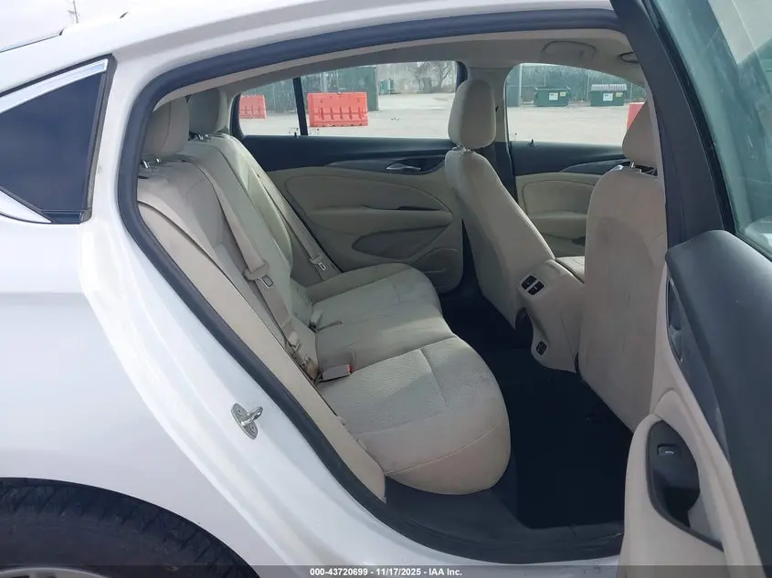 2018 BUICK REGAL SPORTBACK PREFERRED