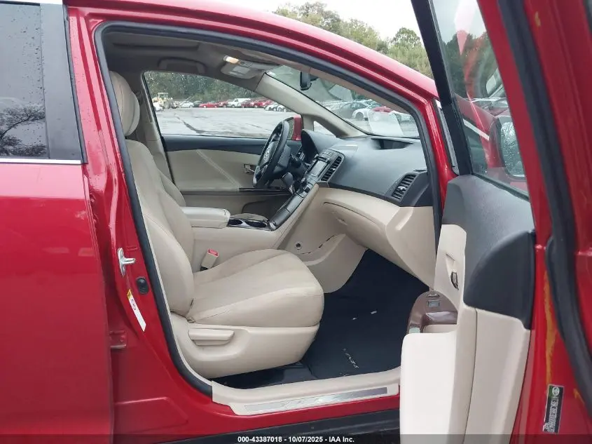 2013 TOYOTA VENZA LE V6