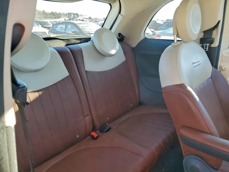 2012 FIAT 500 LOUNGE  