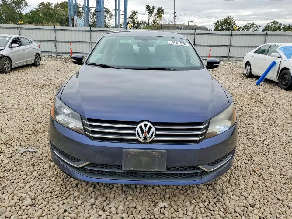 2012 VOLKSWAGEN PASSAT SE  