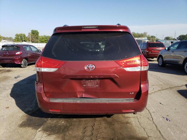 2011 TOYOTA SIENNA LE