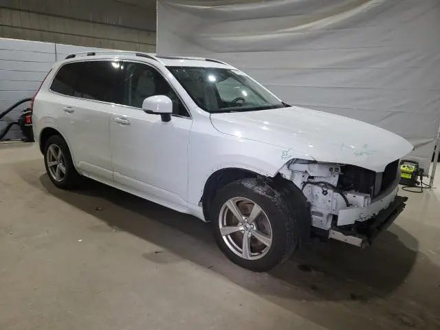 2017 VOLVO XC90 T5  