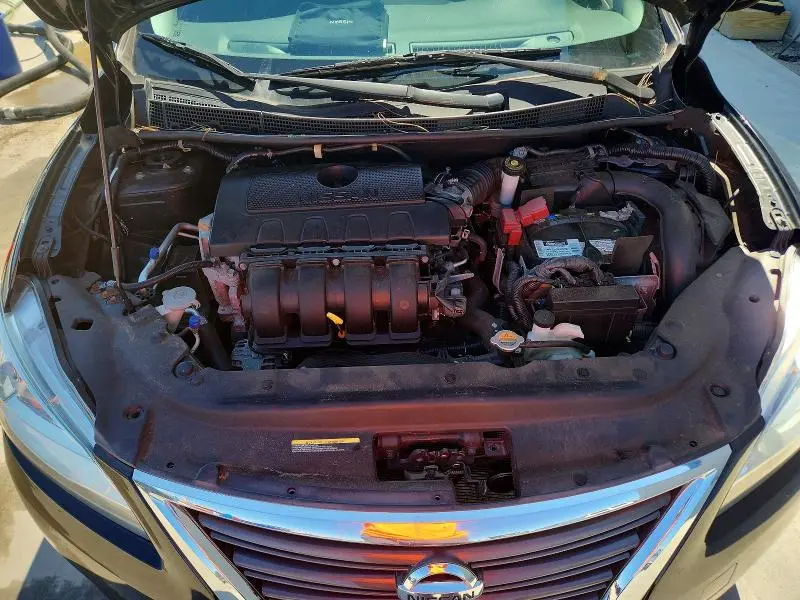 2015 NISSAN SENTRA SR  