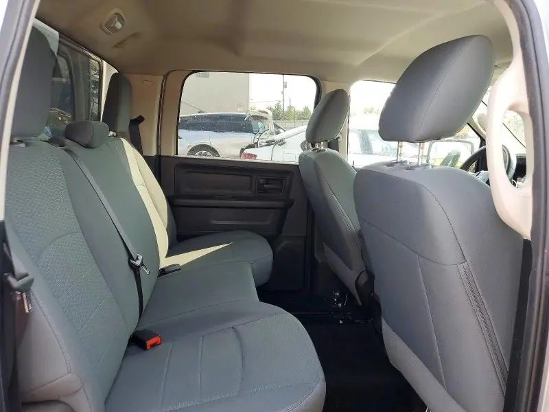 2015 RAM 1500 ST  