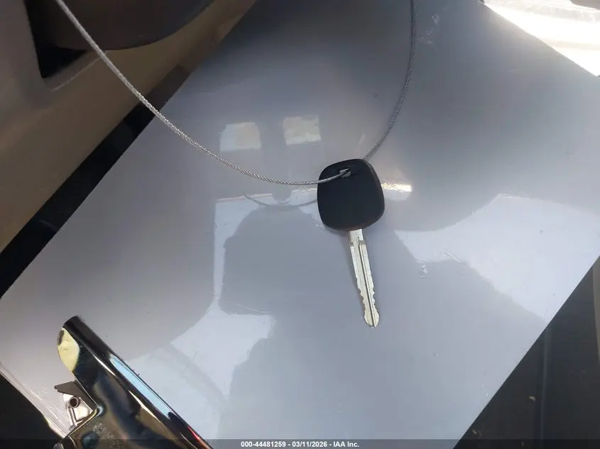 2013 TOYOTA COROLLA L