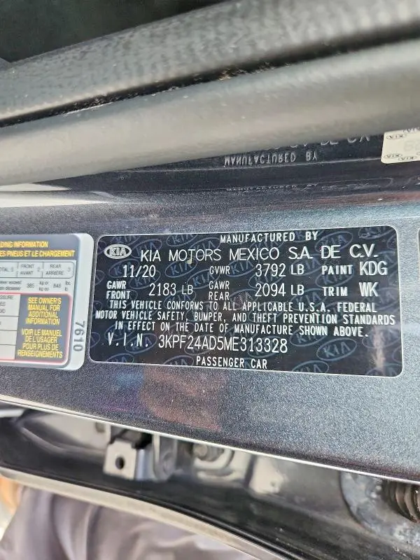 2021 KIA FORTE LXS  
