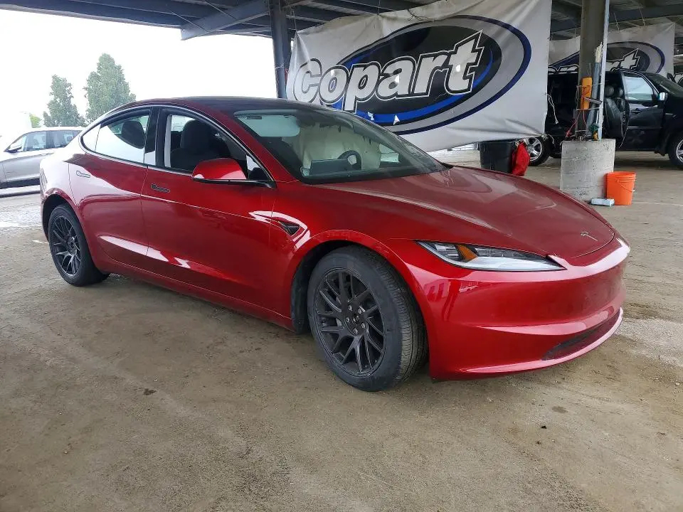 2025 TESLA MODEL 3   