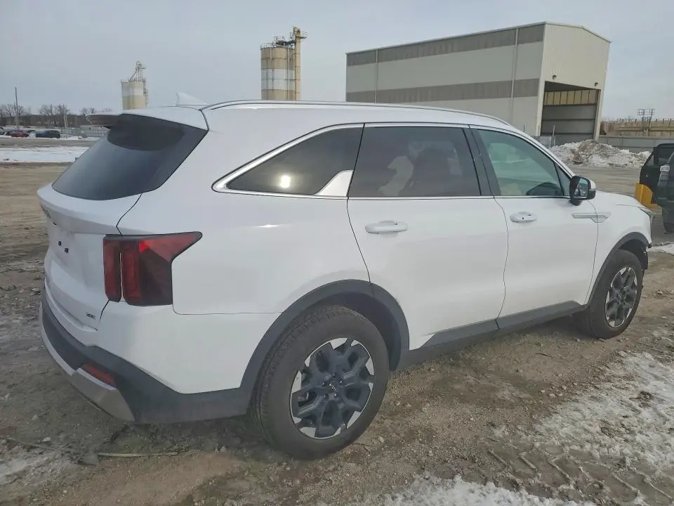 2025 KIA SORENTO S  