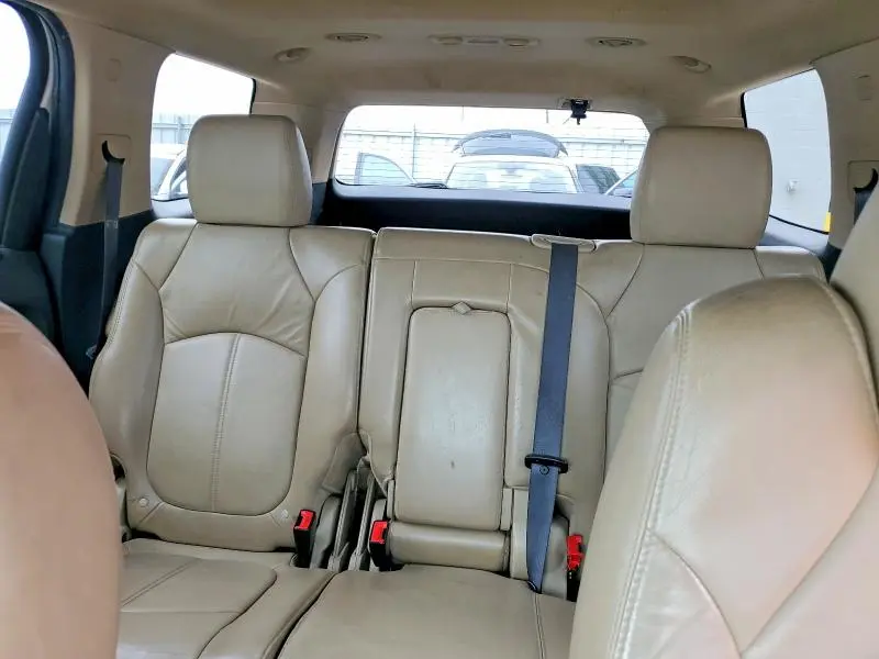 2012 GMC ACADIA SLT-1  