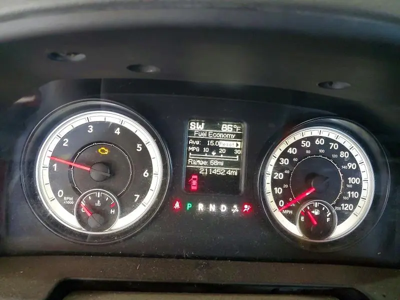 2014 RAM 1500 SLT  