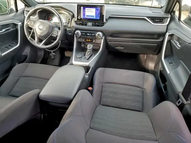 2023 TOYOTA RAV4 SE  