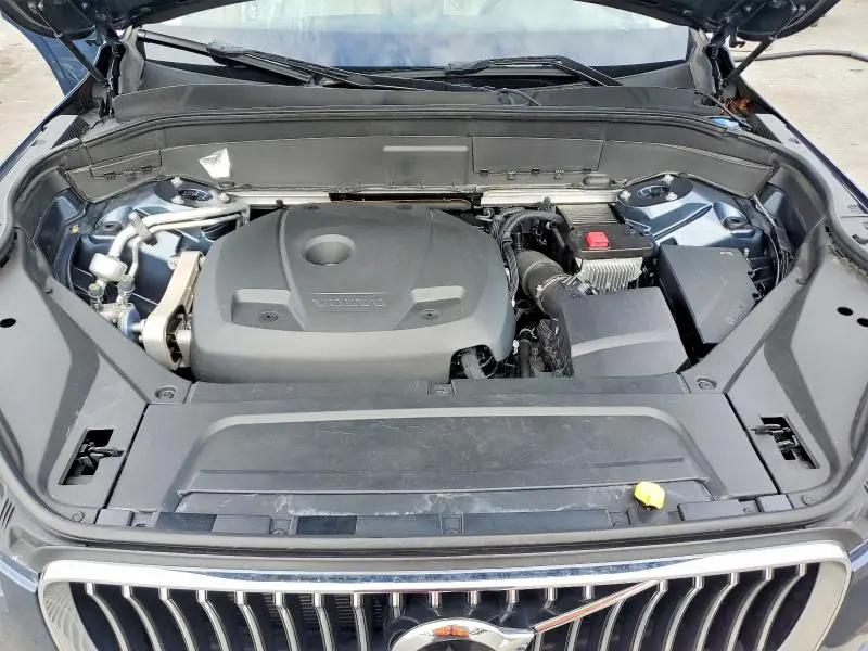 2021 VOLVO XC90 T5 MOMENTUM  
