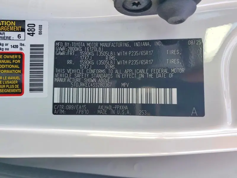 2025 TOYOTA SIENNA XLE  