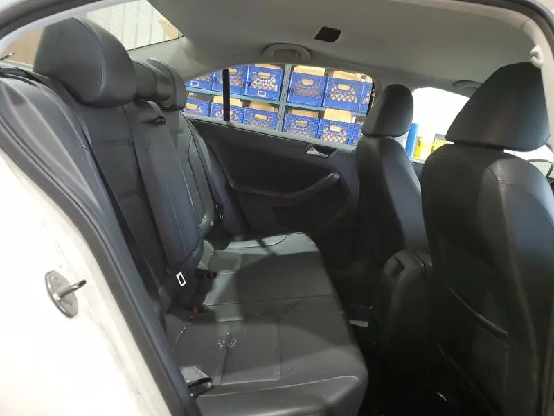 2014 VOLKSWAGEN JETTA SE  