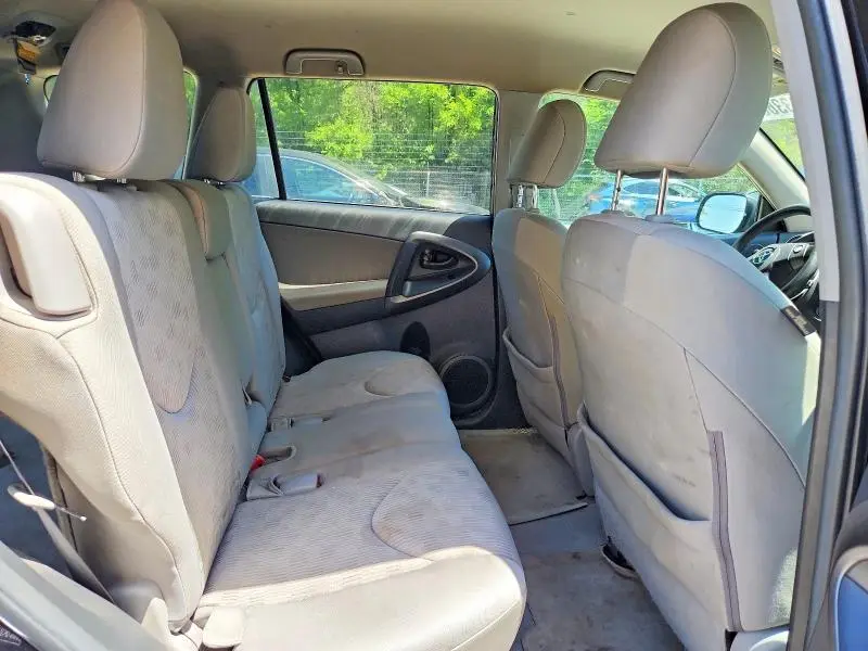 2012 TOYOTA RAV4 BASE  