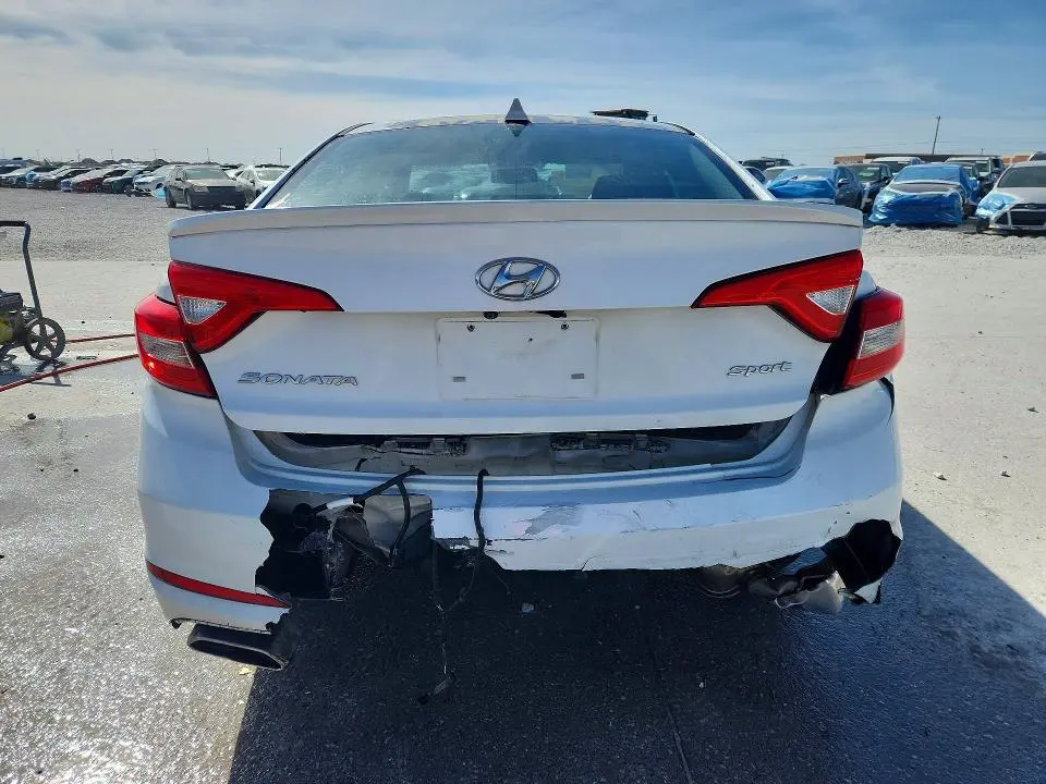 2016 HYUNDAI SONATA SPORT  