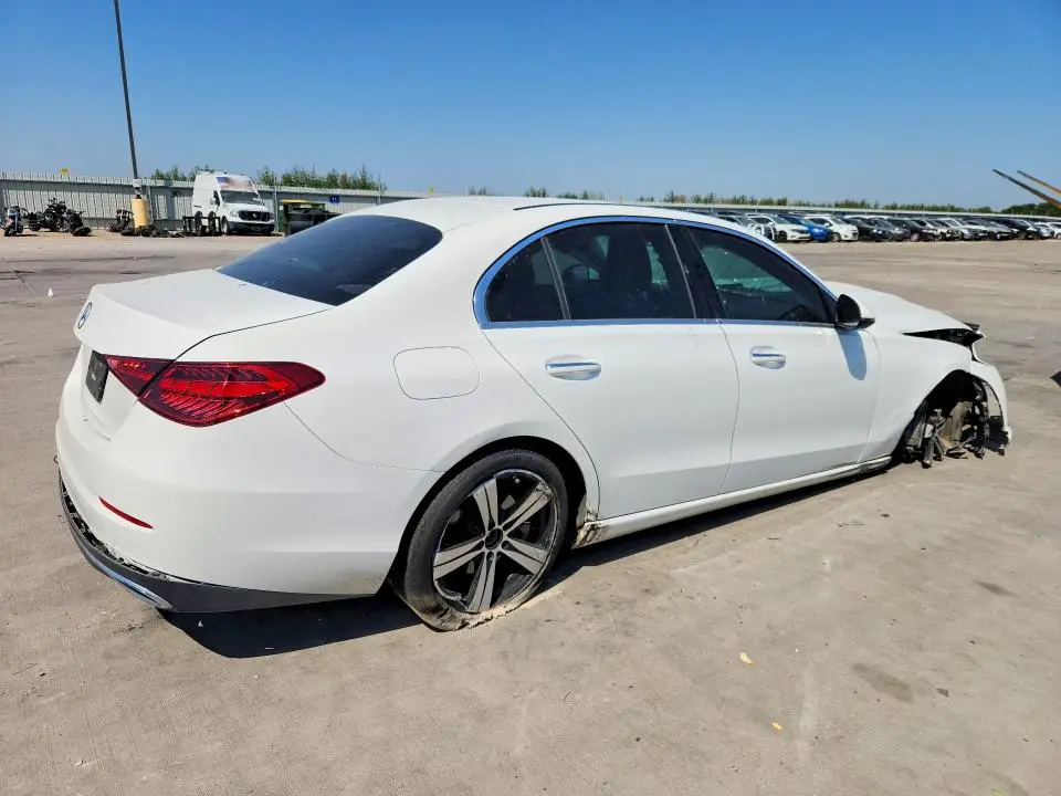2022 MERCEDES-BENZ C 300  