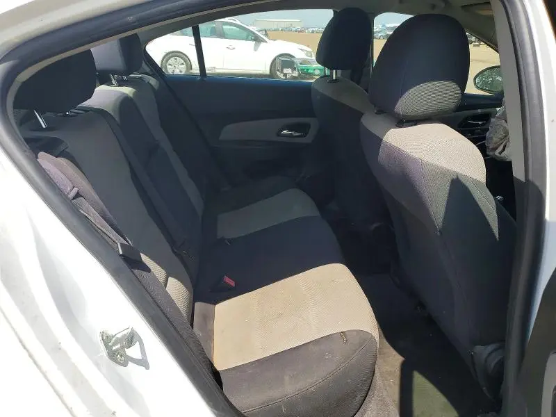 2012 CHEVROLET CRUZE LS  