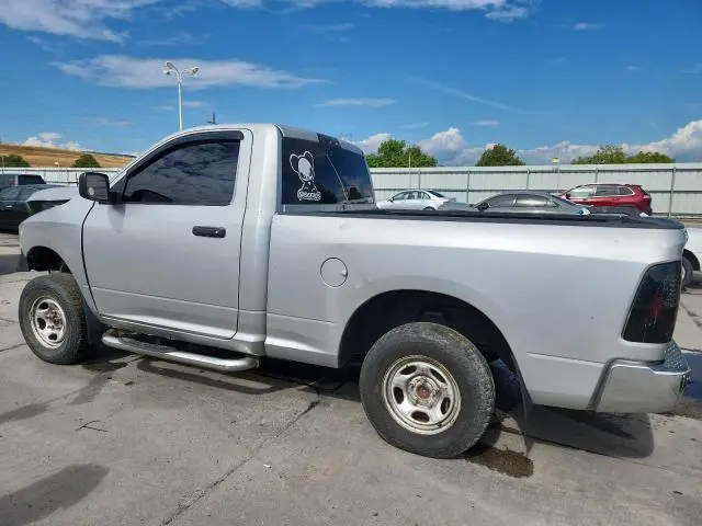 2013 RAM 1500 ST  