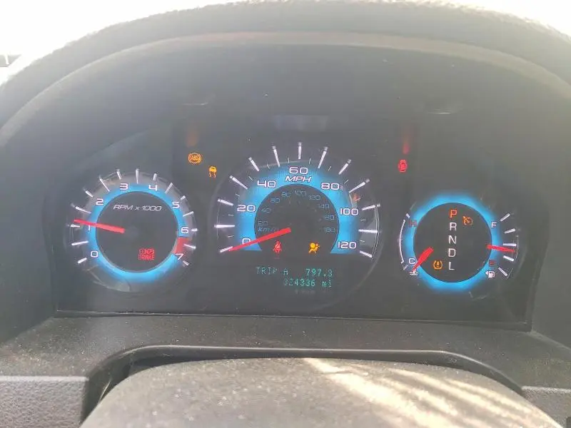 2010 FORD FUSION SE  