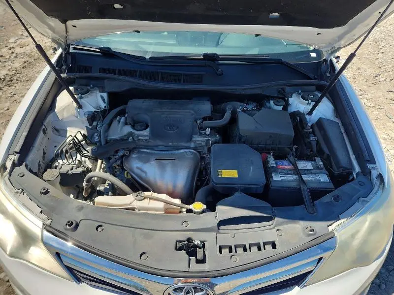 2013 TOYOTA CAMRY XLE  
