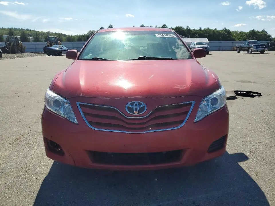 2011 TOYOTA CAMRY LE  
