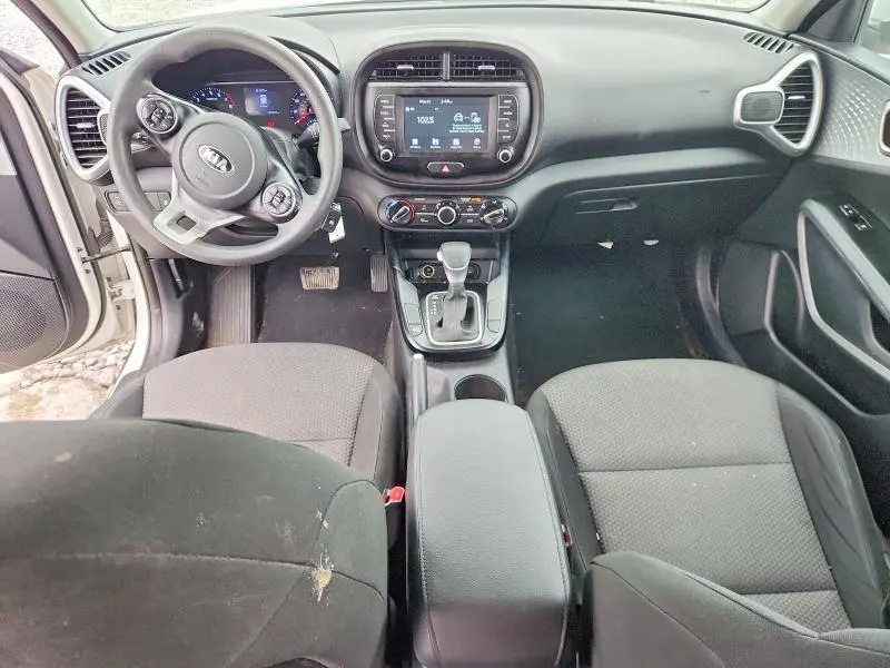 2020 KIA SOUL LX  