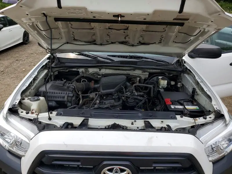 2016 TOYOTA TACOMA SR  