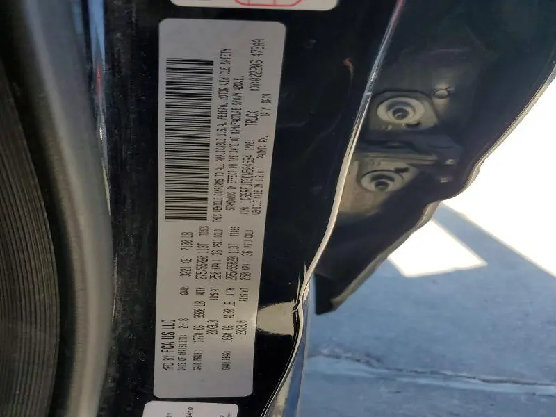 2019 RAM 1500 LARAMIE  