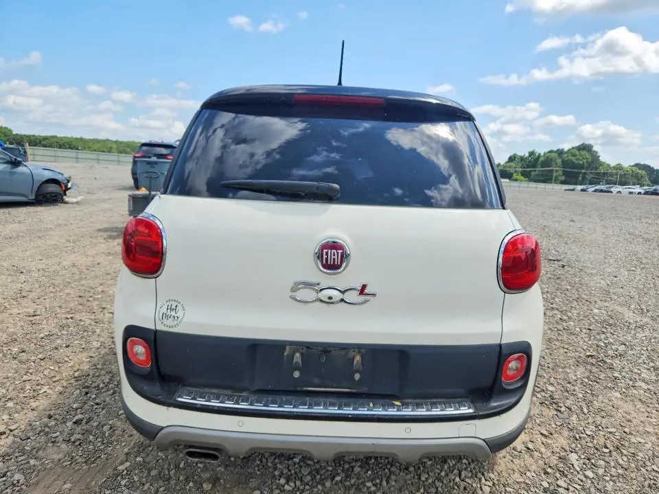 2015 FIAT 500L TREKKING  