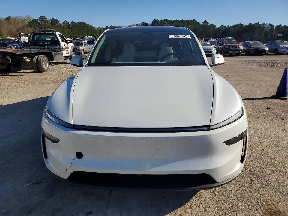 2026 TESLA MODEL Y   