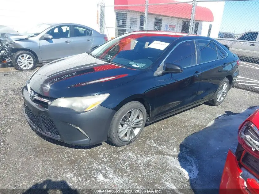 2017 TOYOTA CAMRY SE