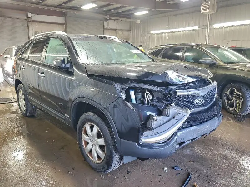 2011 KIA SORENTO LX  