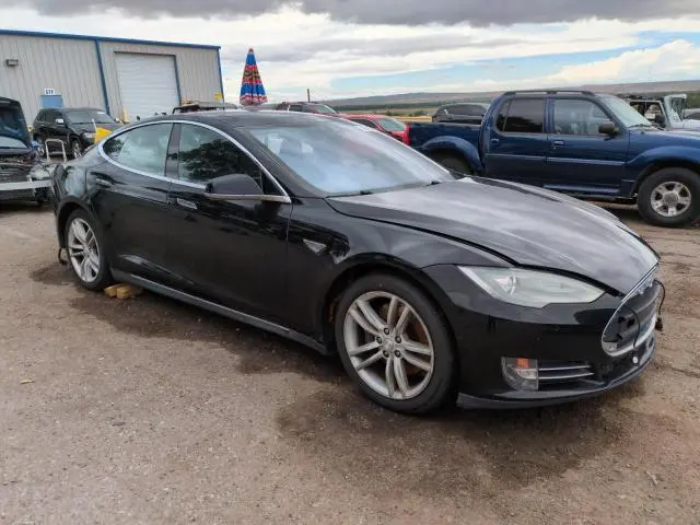 2015 TESLA MODEL S 85D  