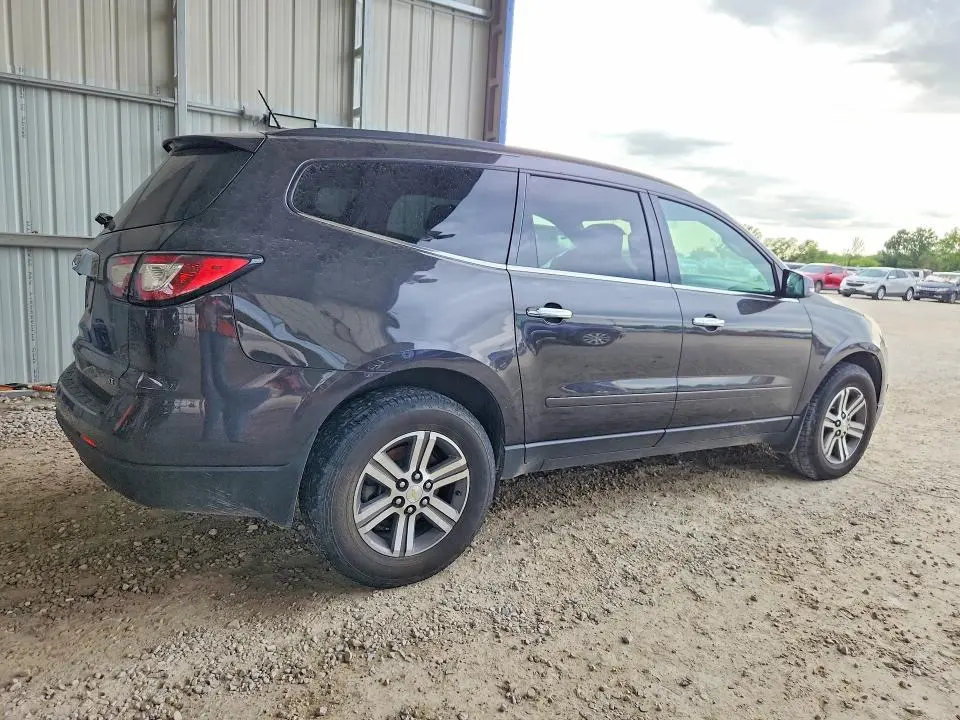 2017 CHEVROLET TRAVERSE LT  