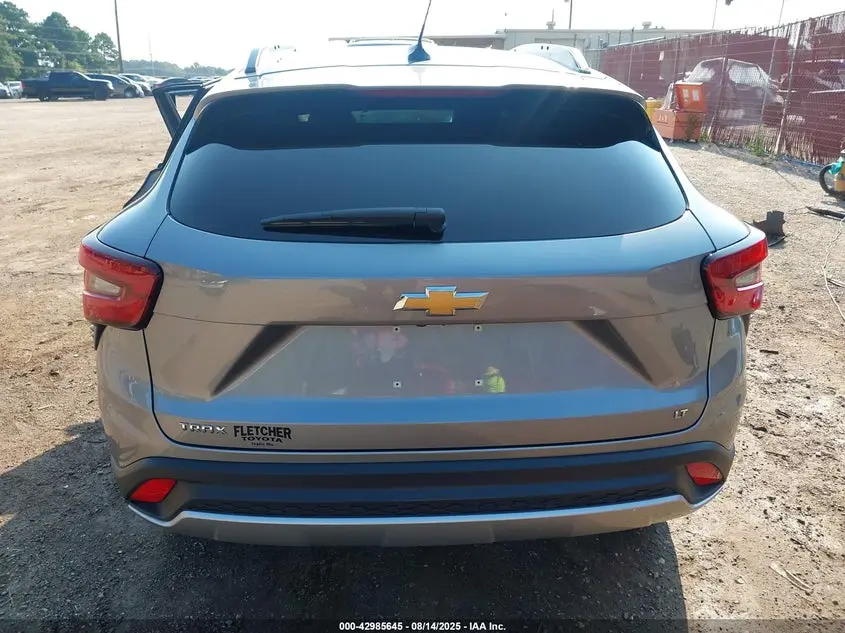 2024 CHEVROLET TRAX FWD LT