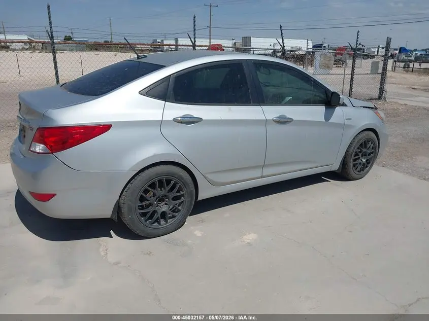 2013 HYUNDAI ACCENT GLS