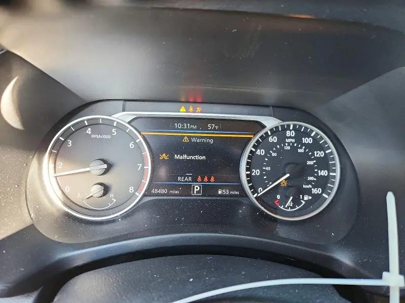 2022 NISSAN SENTRA SV  