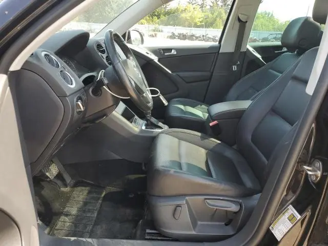 2013 VOLKSWAGEN TIGUAN S  