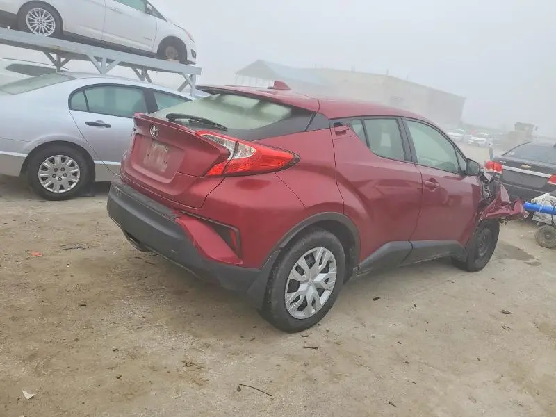 2019 TOYOTA C-HR LE  