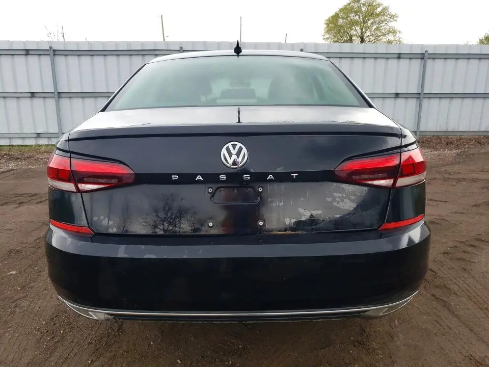 2021 VOLKSWAGEN PASSAT HIGHLINE  