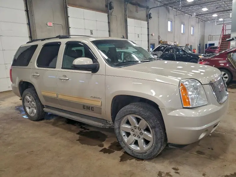2013 GMC YUKON SLT  