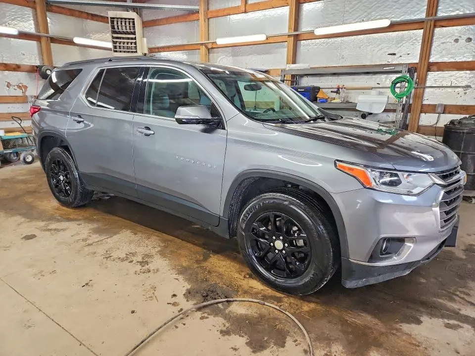 2020 CHEVROLET TRAVERSE LT  