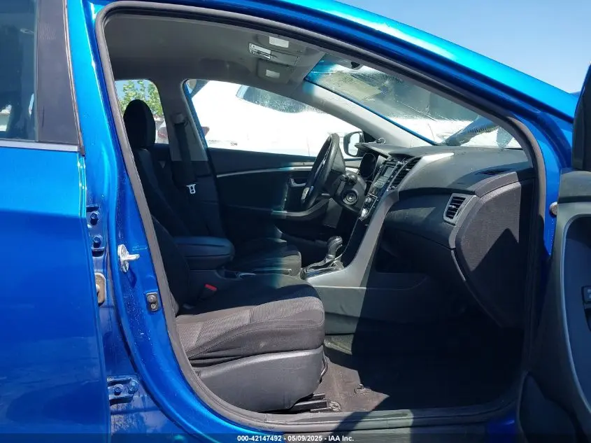 2017 HYUNDAI ELANTRA GT  