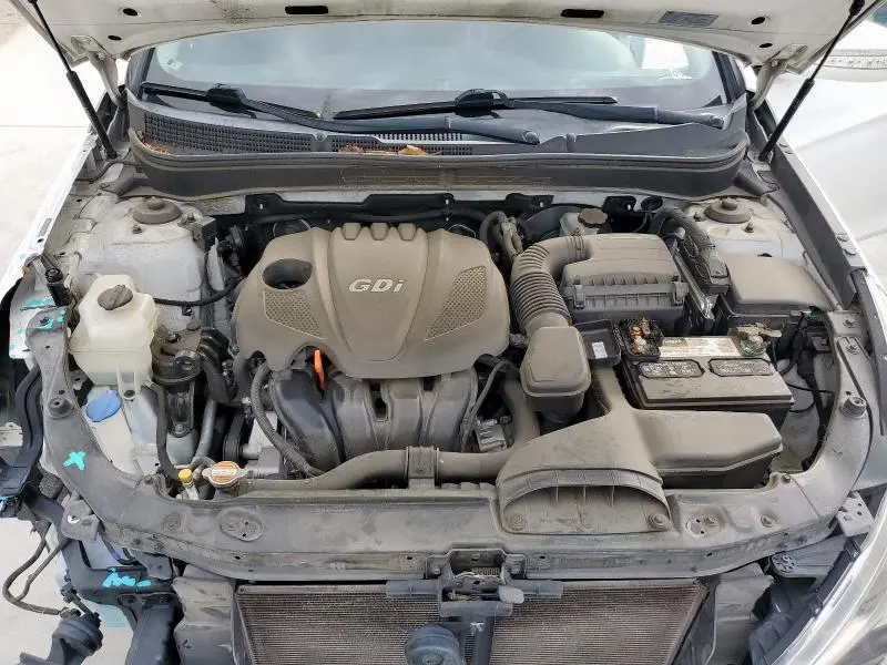 2012 HYUNDAI SONATA SE  