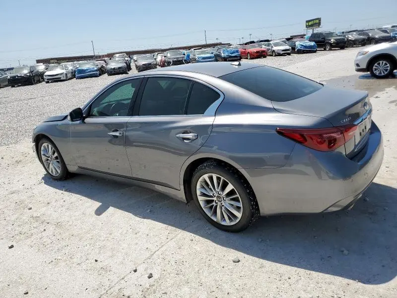 2021 INFINITI Q50 LUXE