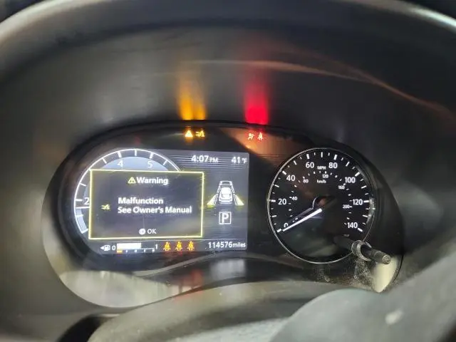 2021 NISSAN KICKS SV  