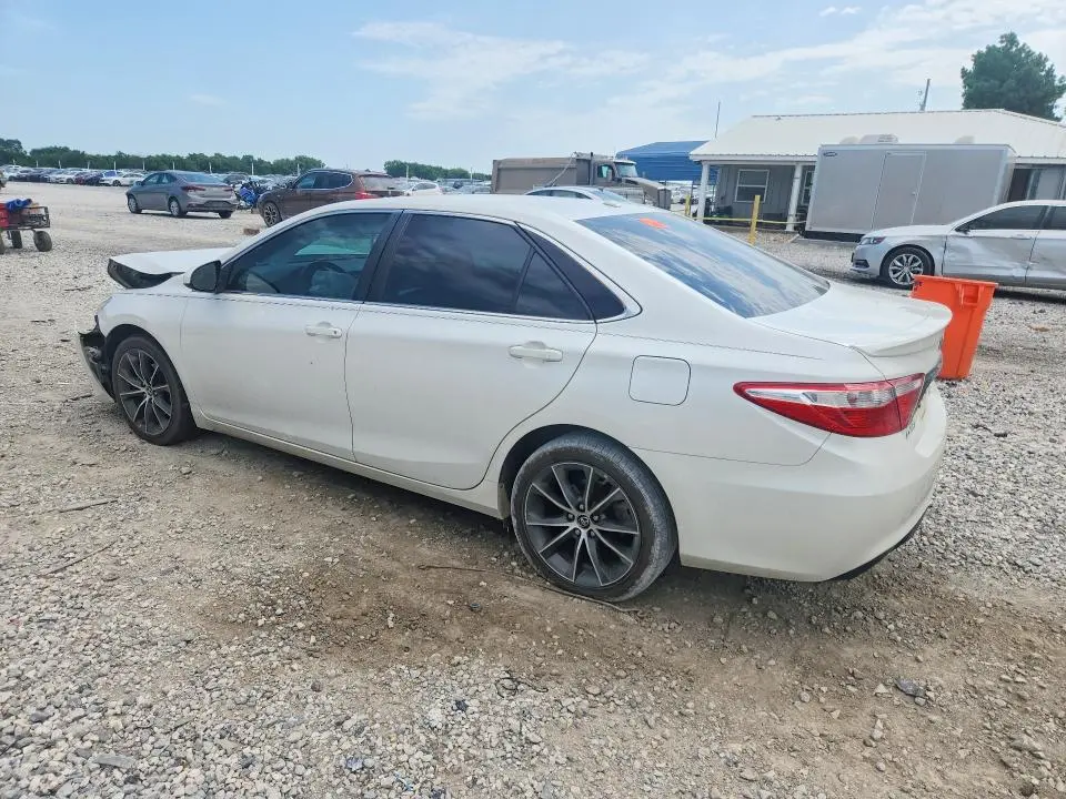 2015 TOYOTA CAMRY XSE  